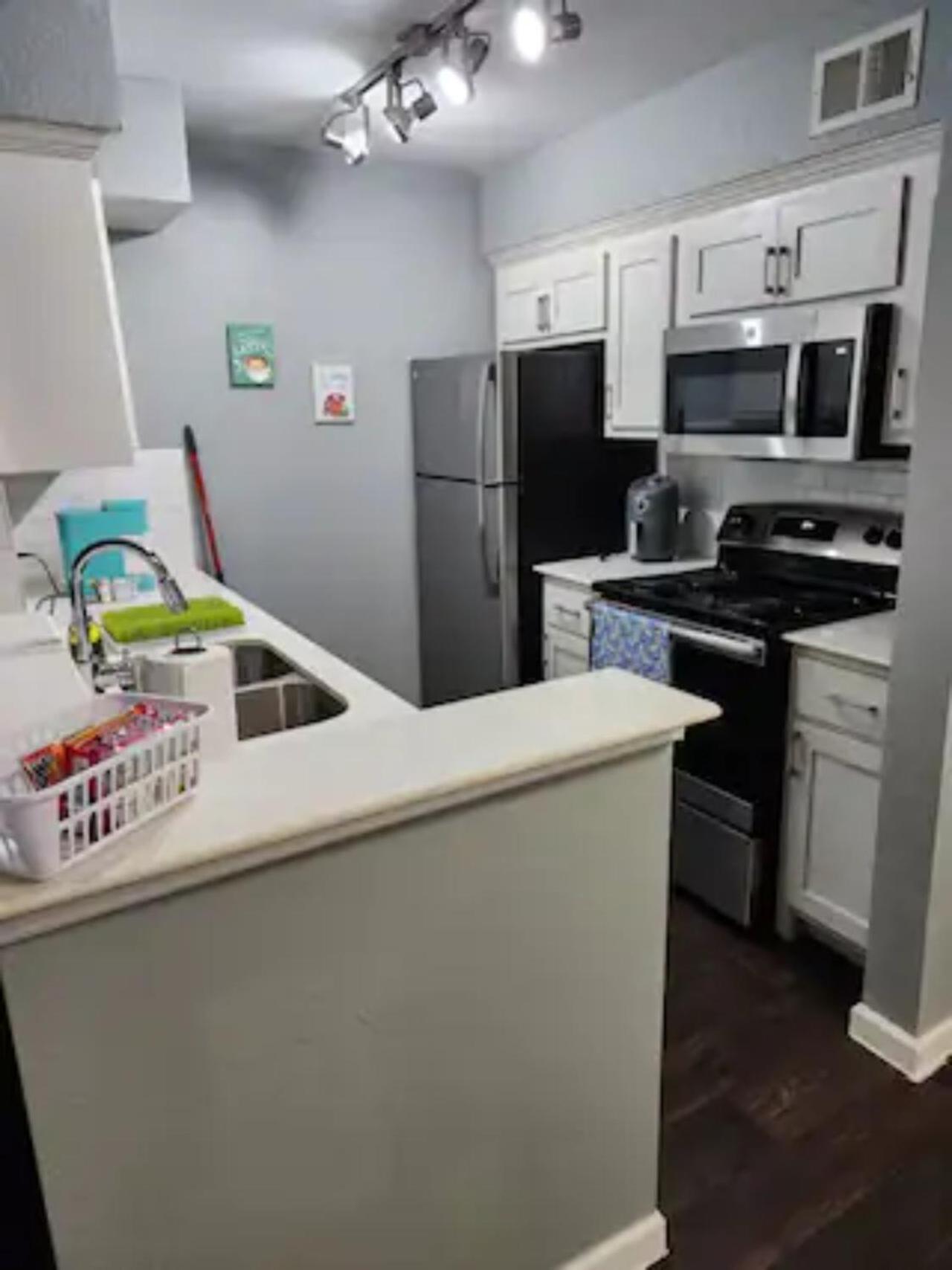 Blue Shark *B501* @ Medical Center 1Br Modern King Apartment With Private Patio Houston Buitenkant foto